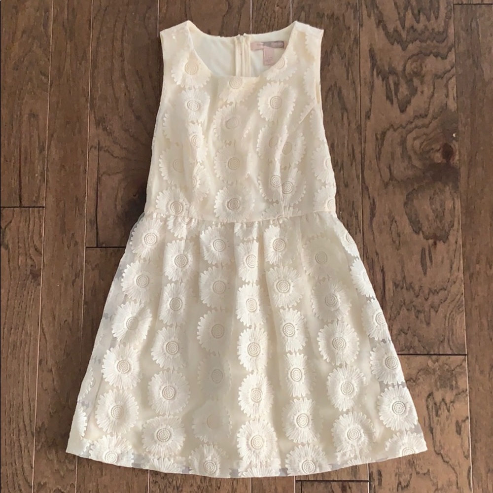 Forever 21 White Lace Dress